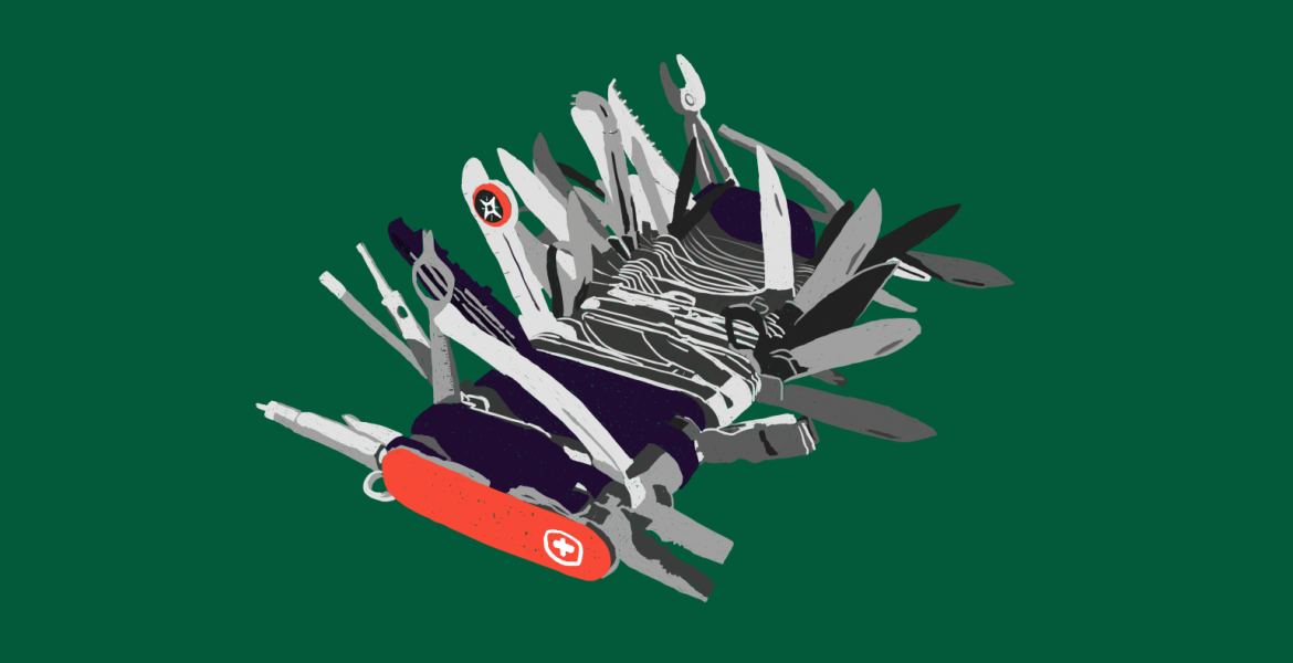 picture of pocket knife with various functions